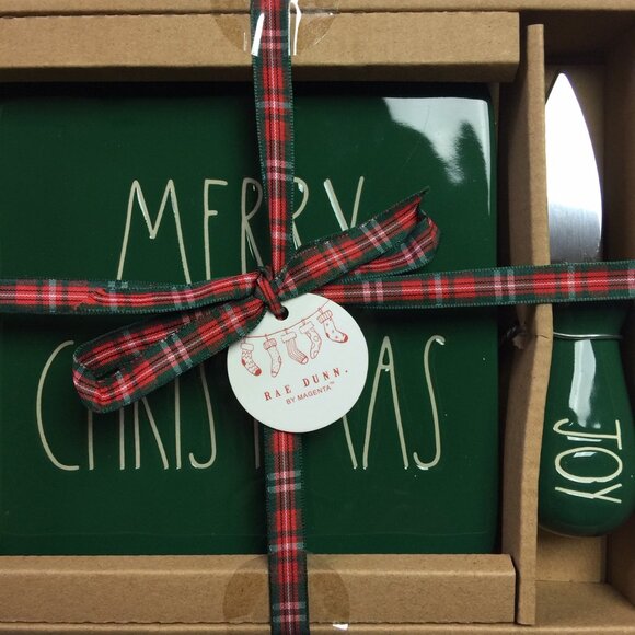 NIB Rae Dunn ‘Merry Christmas’ Serving Tray Holiday 2 Pc Gift Set - Picture 2 of 6